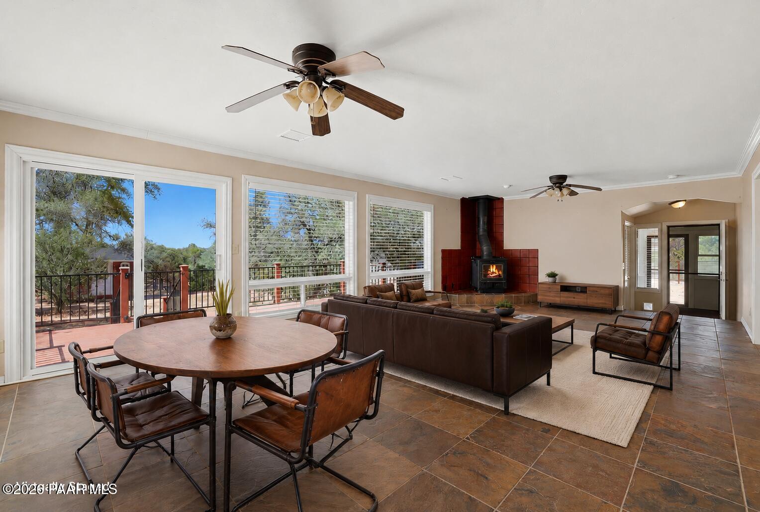 1690 West Oneal Road Prescott, AZ 86305 - Photo 10 of 61 VIRTUALLY STAGED LIVING ROOM