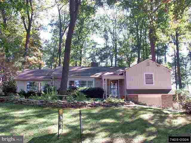 110 Woodland Road York, PA 17403 - Photo 2 of 2 Gallery Image 2
