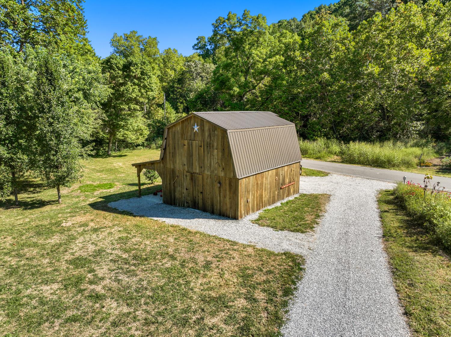 15407 Aberdeen Road Bennington, IN 47011 - Photo 3 of 48