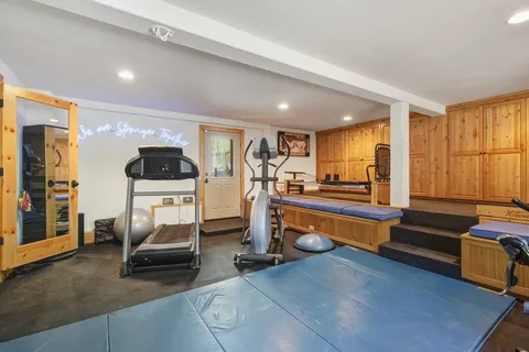 $1,350,000 | 1130 Canterbury Drive, Kings Beach, CA 96143