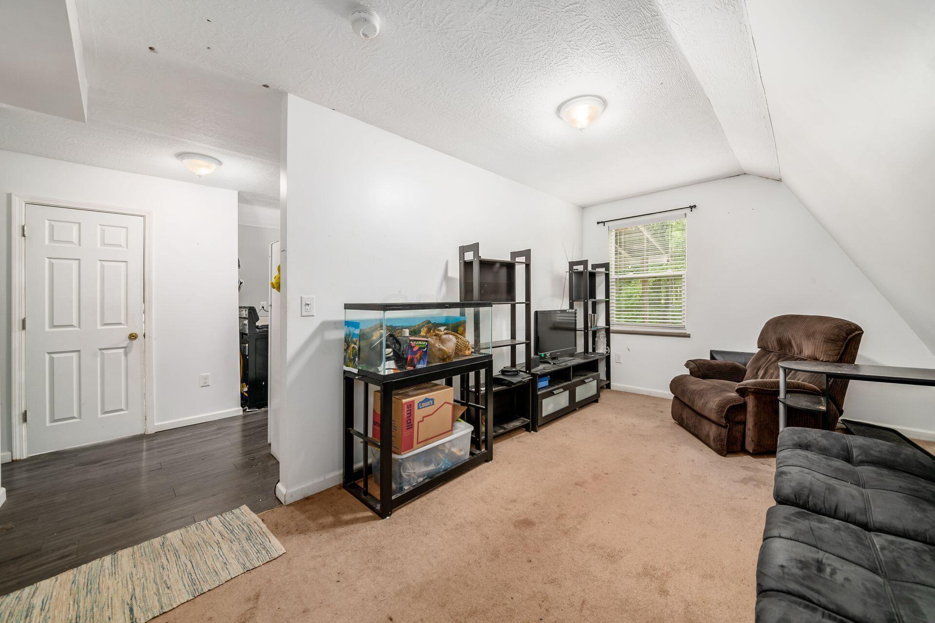 7989 Harlem Road Westerville, OH 43081 - Photo 56 of 67 055_4c703_L 7989 Harlem Rd026
