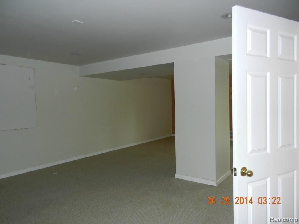 4909 Georgetown Drive Rochester, MI 48306 - Photo 5 of 11 finished walk out.jpg