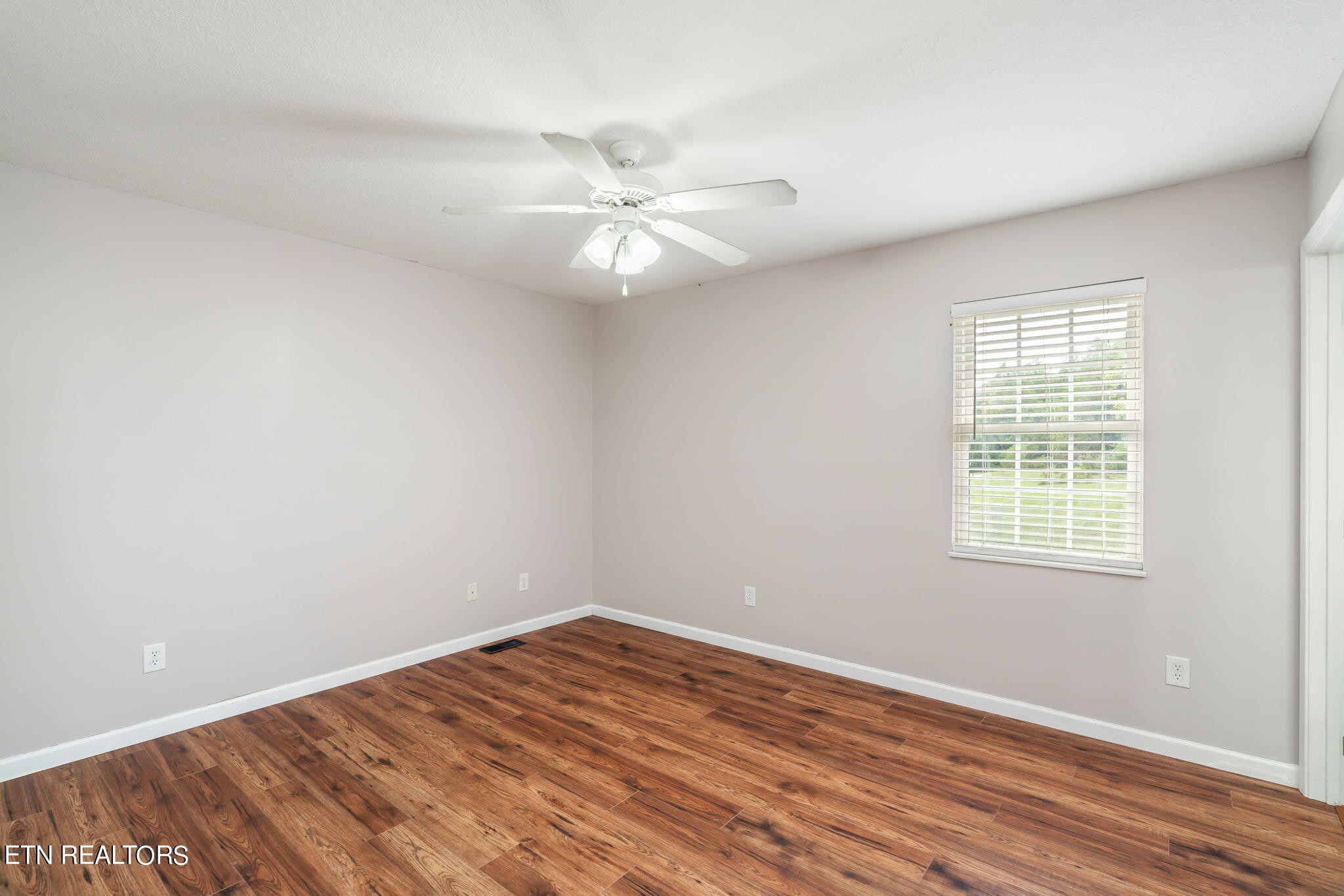 330 Howard Road Loudon, TN 37774 - Photo 18 of 27 Gallery Image 18