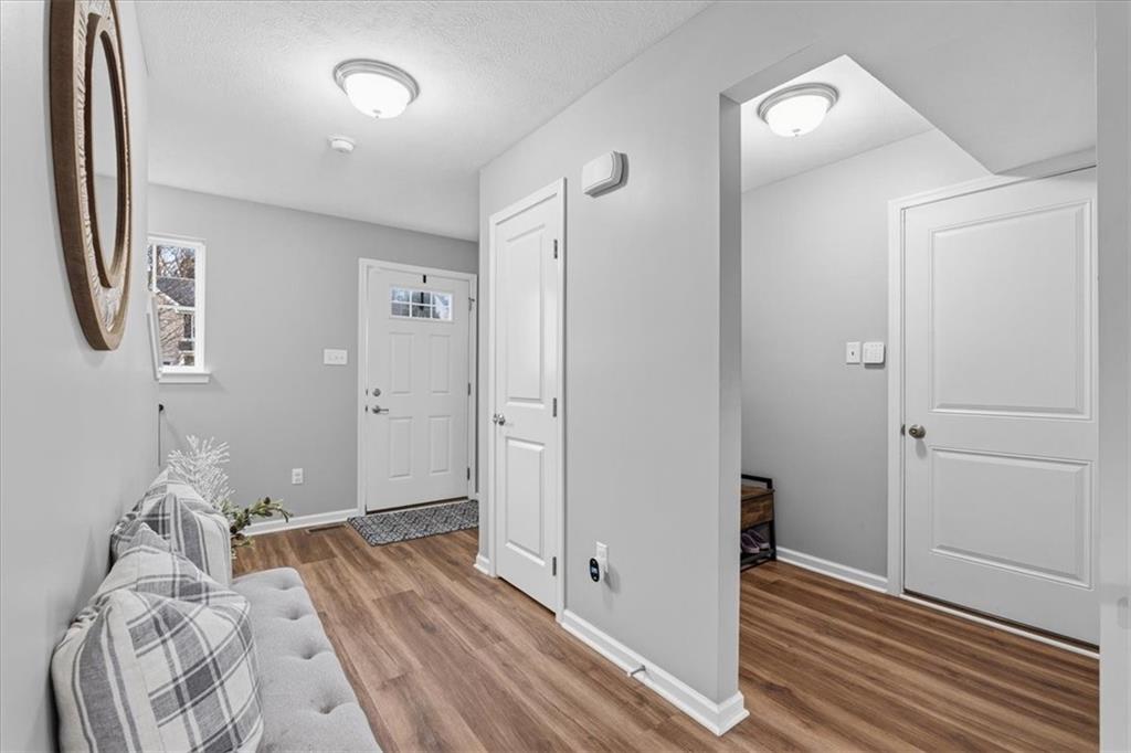 235 Long Ridge Drive Coraopolis, PA 15108 - Photo 4 of 36