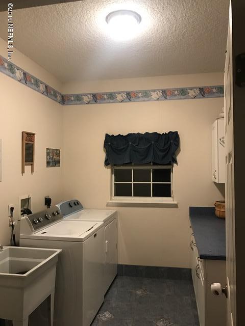116 Taylor Road Palatka, FL 32177 - Photo 8 of 30 IMG_2098 (1)