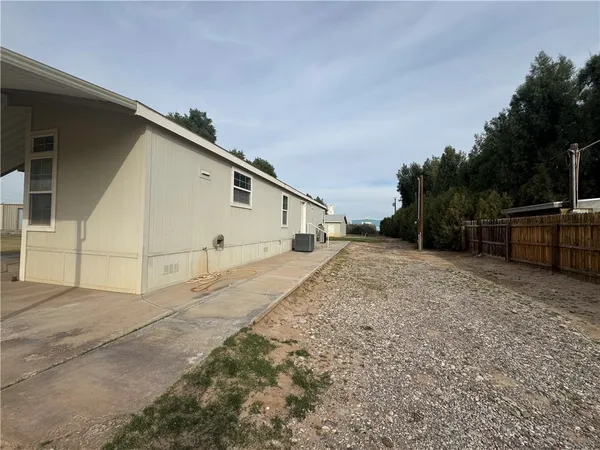 $1,800 | 10044 Kent Road, Mohave Valley, AZ 86440