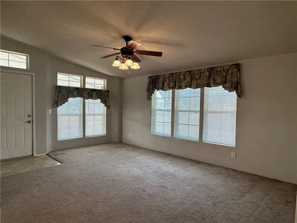 $1,800 | 10044 Kent Road, Mohave Valley, AZ 86440