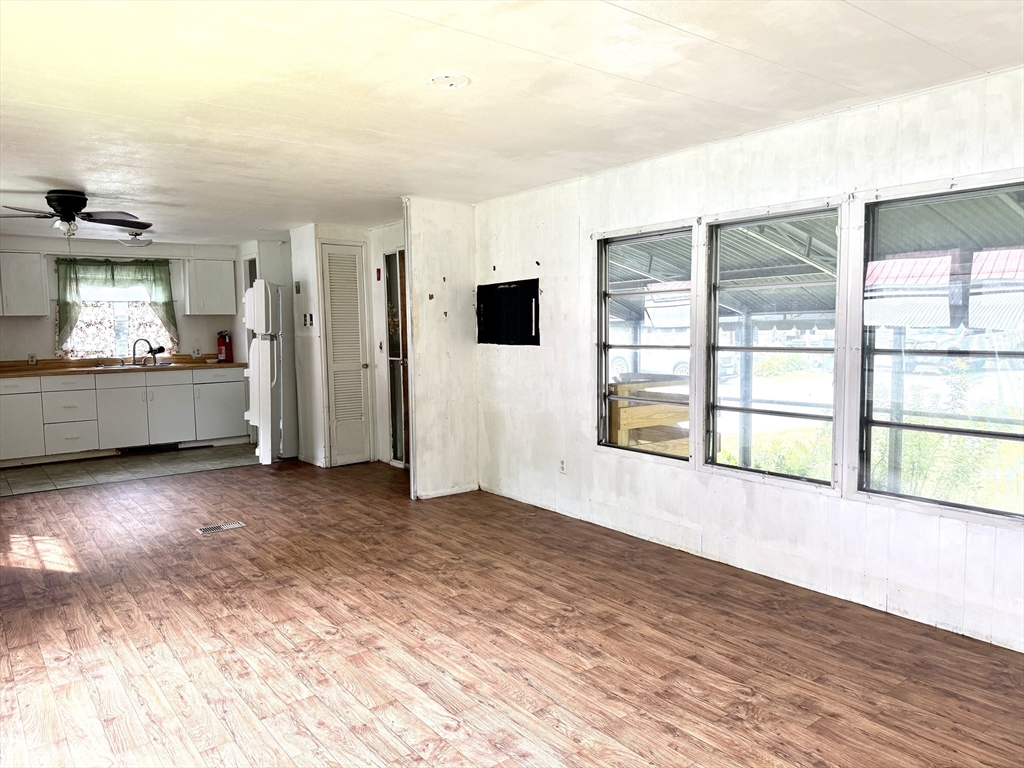 42 Adams Road, Unit 65 Greenfield, MA 01301 - Photo 11 of 18 Gallery Image 11