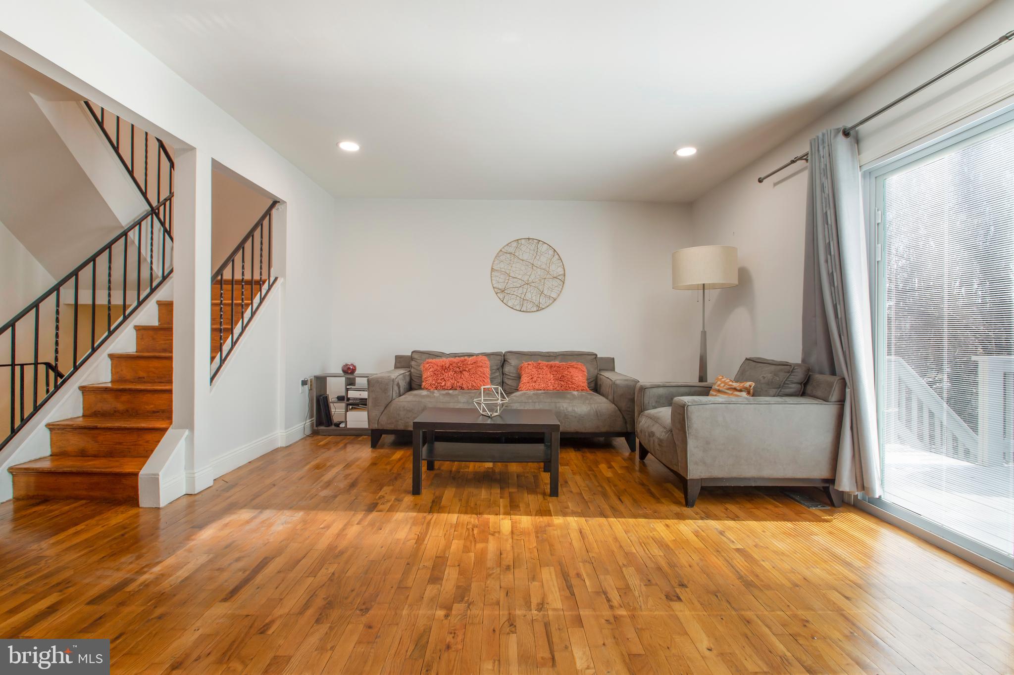 8253 Vosges Road Baltimore, MD 21208 - Photo 18 of 67 Family Room