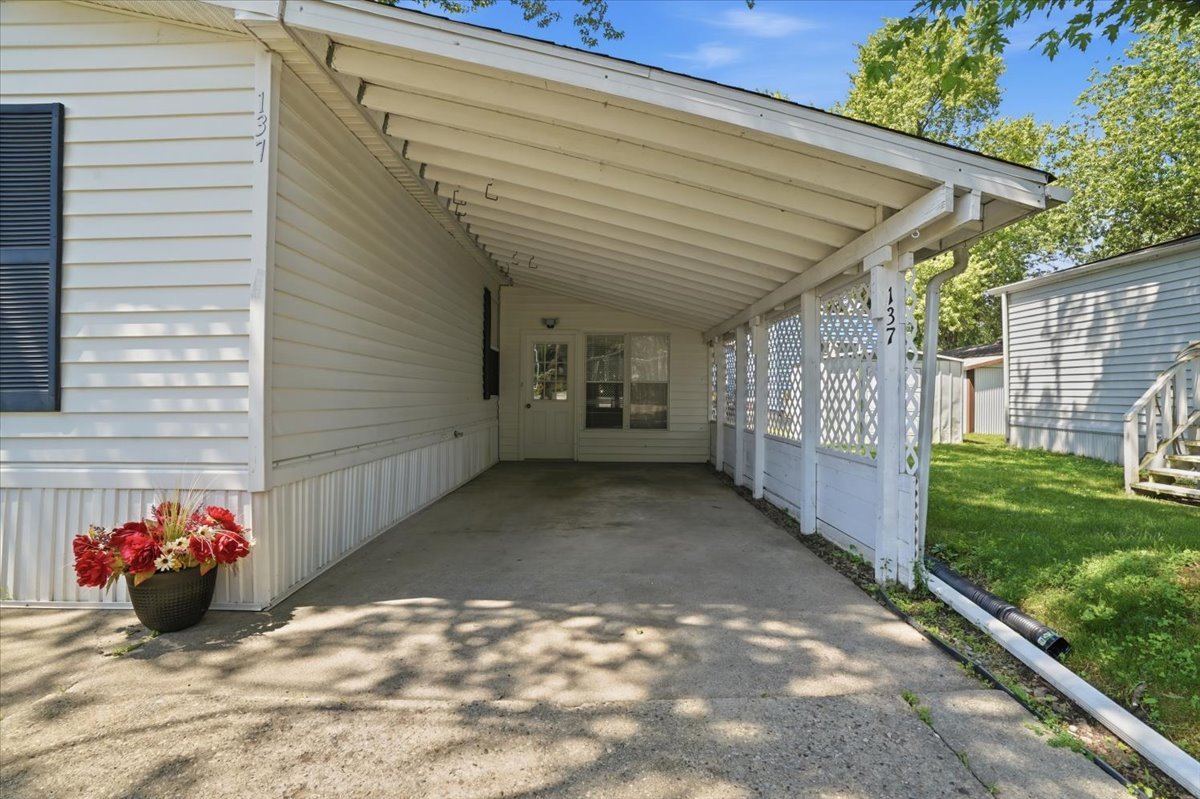 38703 North Sheridan Road, Unit 137 Beach Park, IL 60099 - Photo 16 of 18