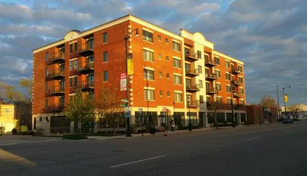 $2,500 | 8255 Skokie Boulevard, Unit 308, Skokie, IL 60077