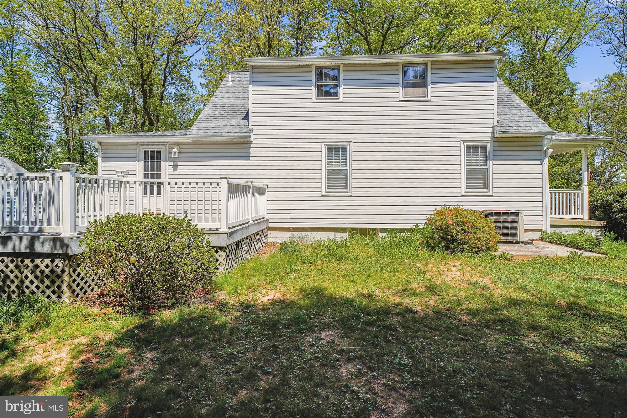 1544 Dennings Road New Windsor, MD 21776 - Photo 8 of 27 Side view of house with deck