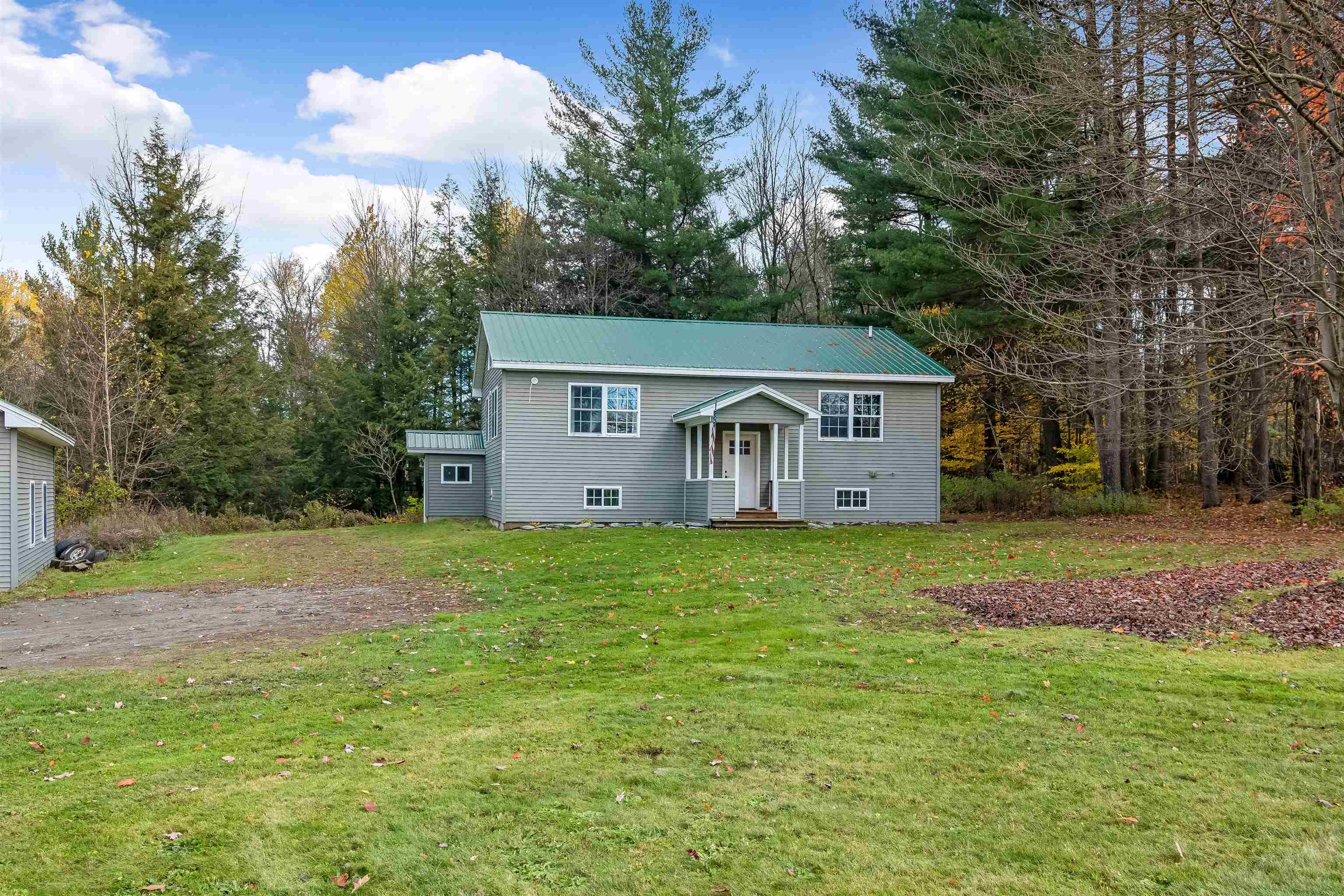 1217 Davis Road Enosburg Falls, VT 05450 - Photo 6 of 40 Gallery Image 6
