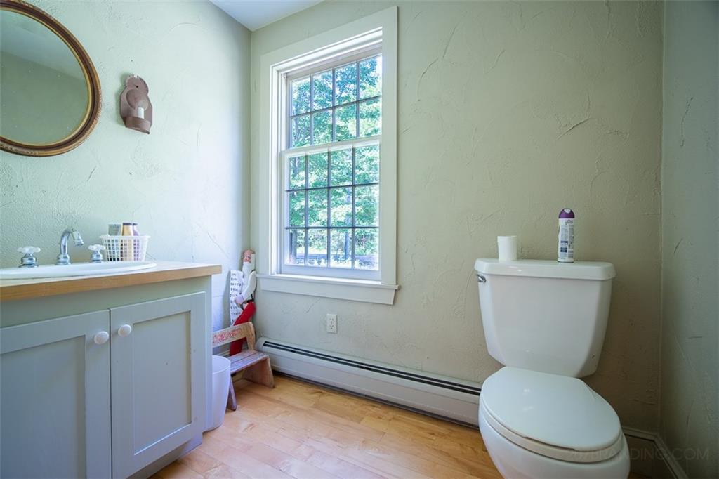 54 Winnocks Neck Road Scarborough, ME 04074 - Photo 13 of 35 Photo