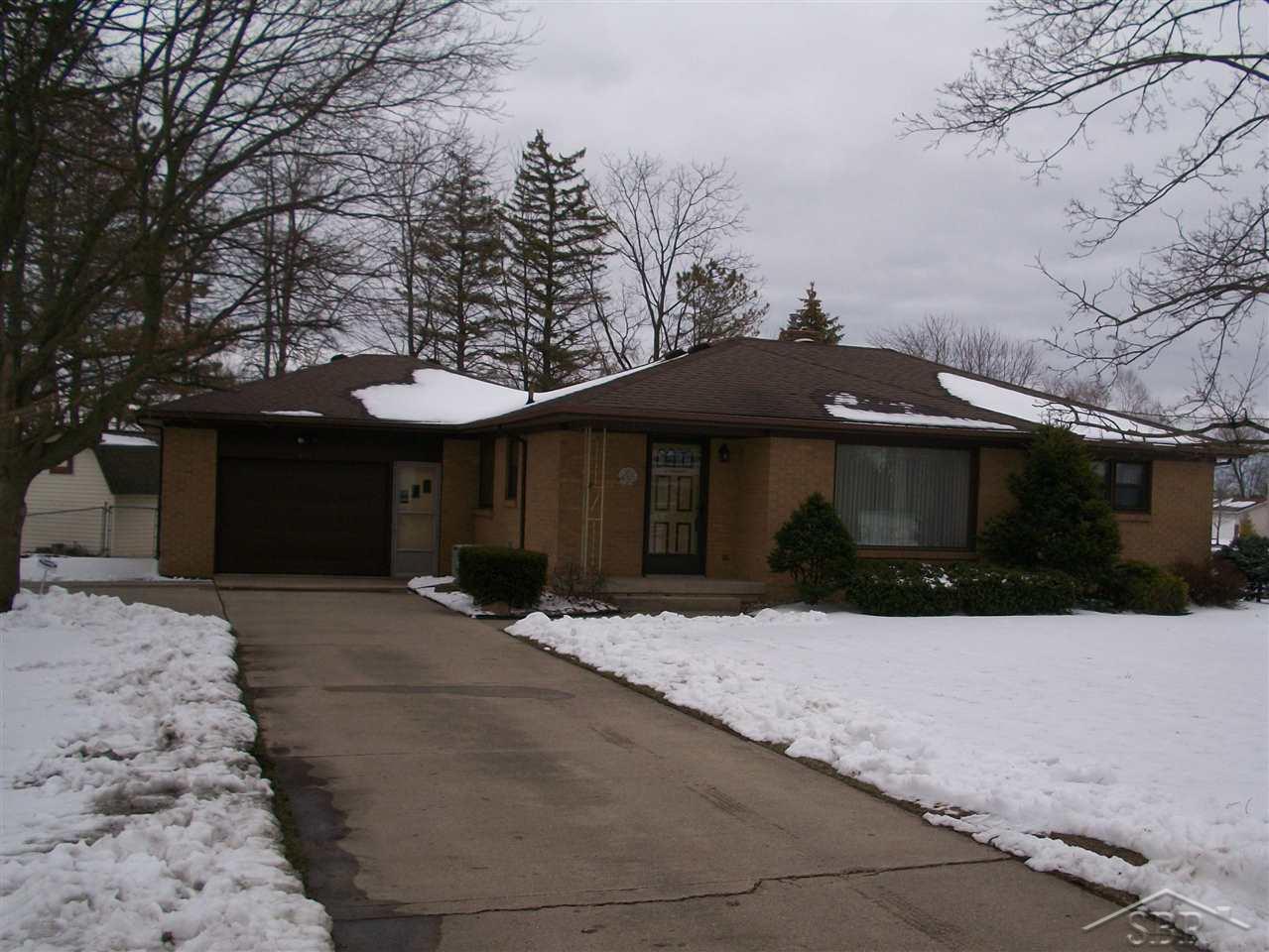 3810 North Thomas Road Freeland, MI 48623 - Photo 1 of 33 31345024.JPG