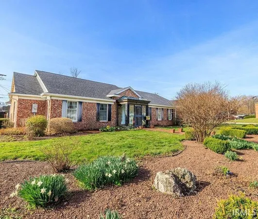 $389,000 | 310 Garden Park Circle, Spencer, IN 47460