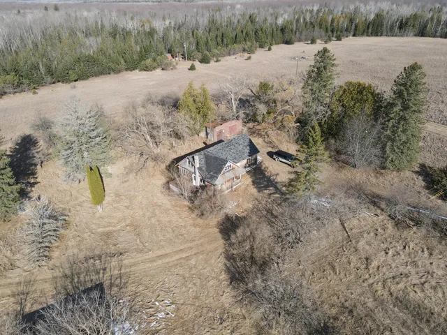 $279,900 | 14246 County Road 441, Posen, MI 49776