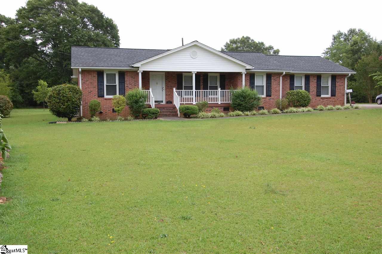 3 Pine Tree Drive Honea Path, SC 29654 - Photo 1 of 31 Gallery Image 1