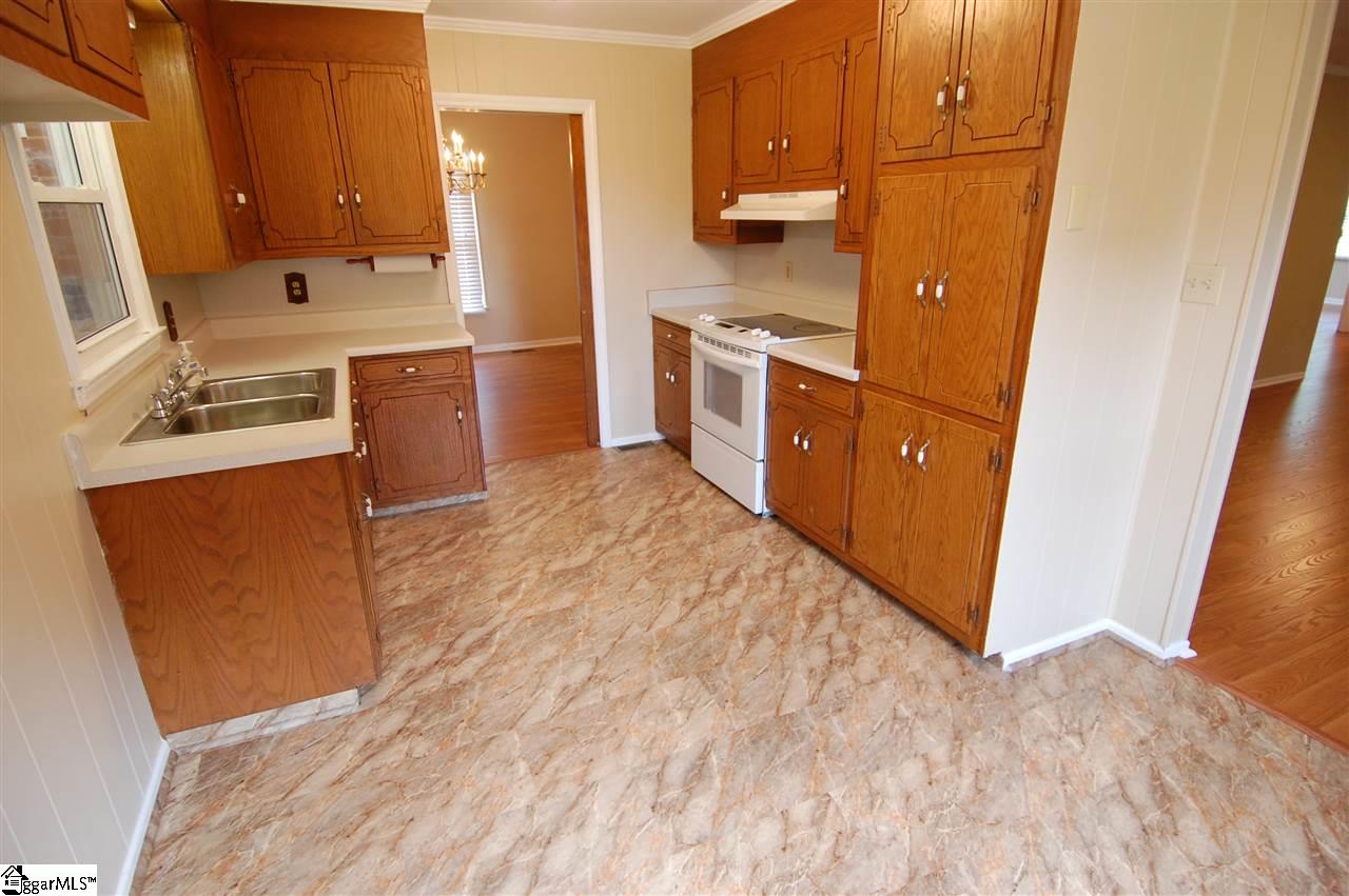 3 Pine Tree Drive Honea Path, SC 29654 - Photo 8 of 31 Gallery Image 8