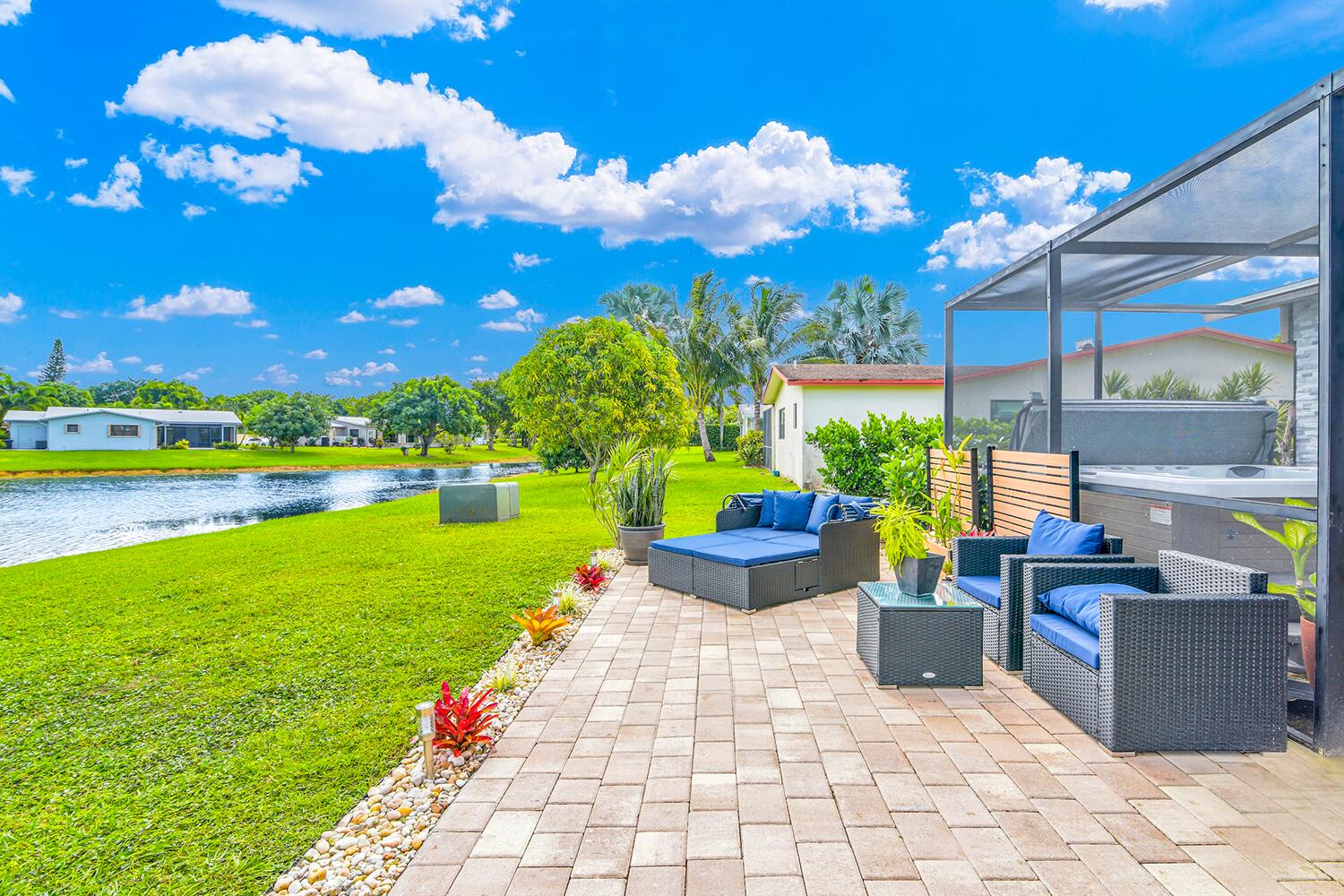 14624 Country Side Lane Delray Beach, FL 33484 - Photo 21 of 42 Waterfront Patio