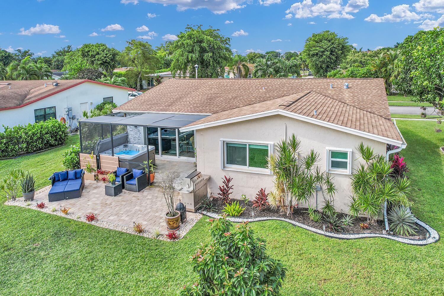 14624 Country Side Lane Delray Beach, FL 33484 - Photo 24 of 42 Private Waterfront Patio