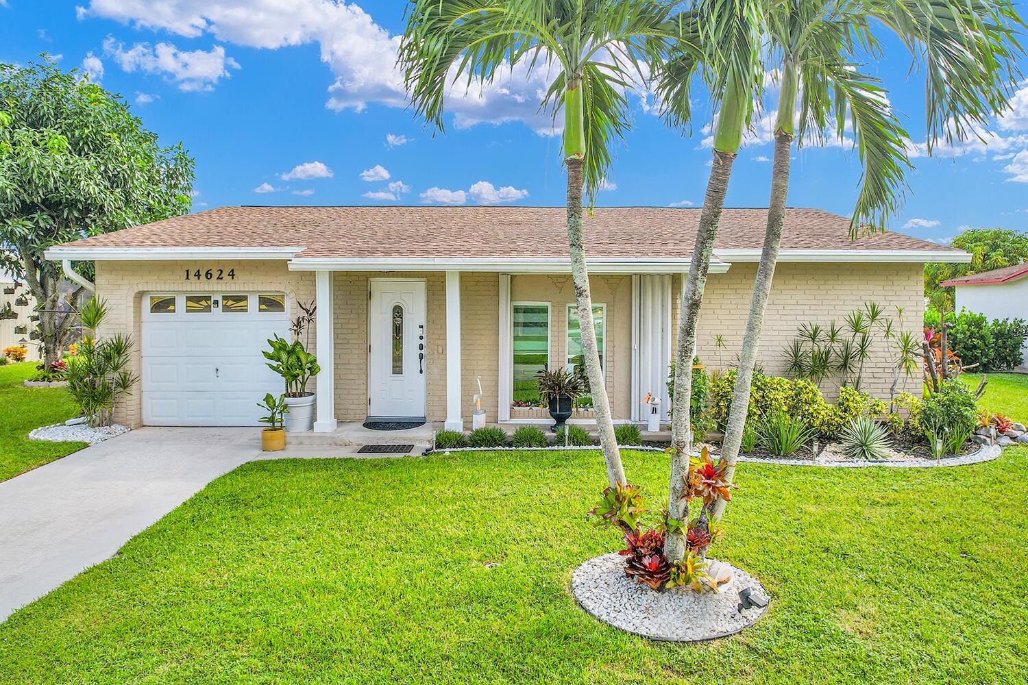 14624 Country Side Lane Delray Beach, FL 33484 - Photo 26 of 42 Front Door