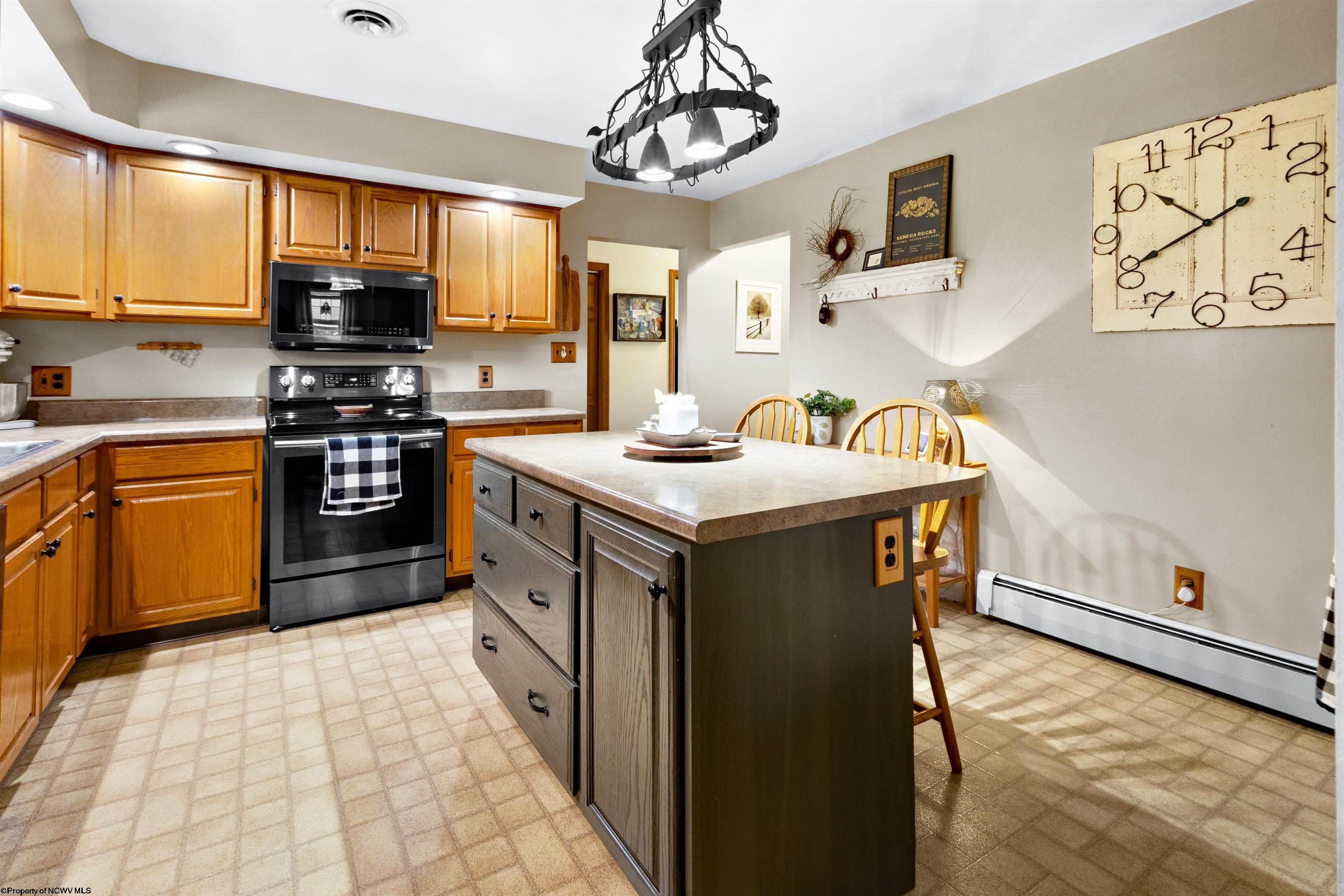 3701 Fairmont Road Morgantown, WV 26501 - Photo 8 of 41 Gallery Image 8