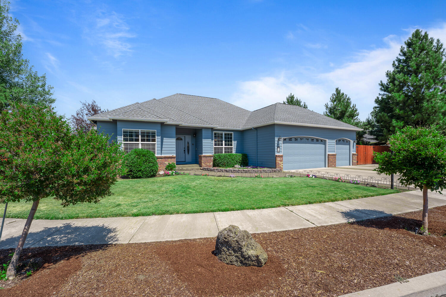 392 Southeast Soft Tail Loop Bend, OR 97702 - Photo 1 of 52 Located in the highly desirable Hollow Pine Estates of SE Bend