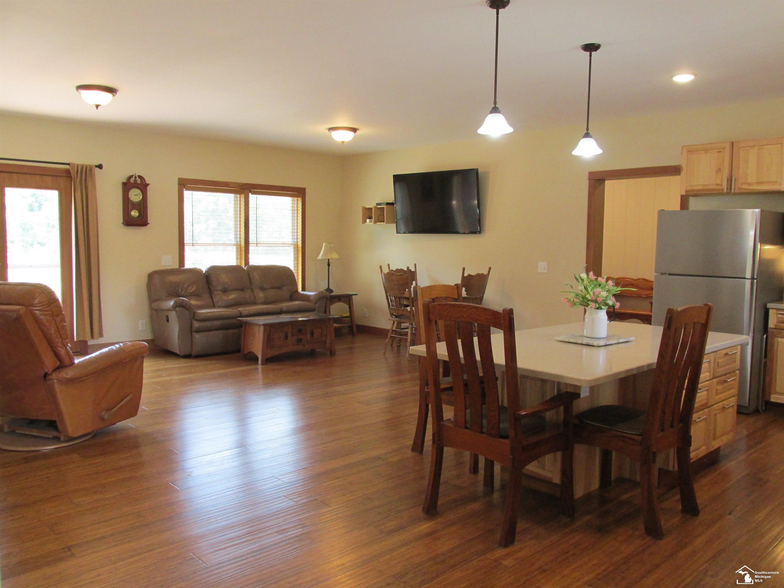 9659 Townsend Road Maybee, MI 48159 - Photo 5 of 88