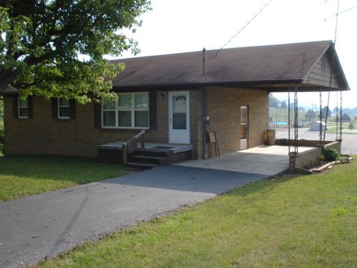 201 Snodgrass Road New Tazewell, TN 37825 - Photo 1 of 1 Primary Photo