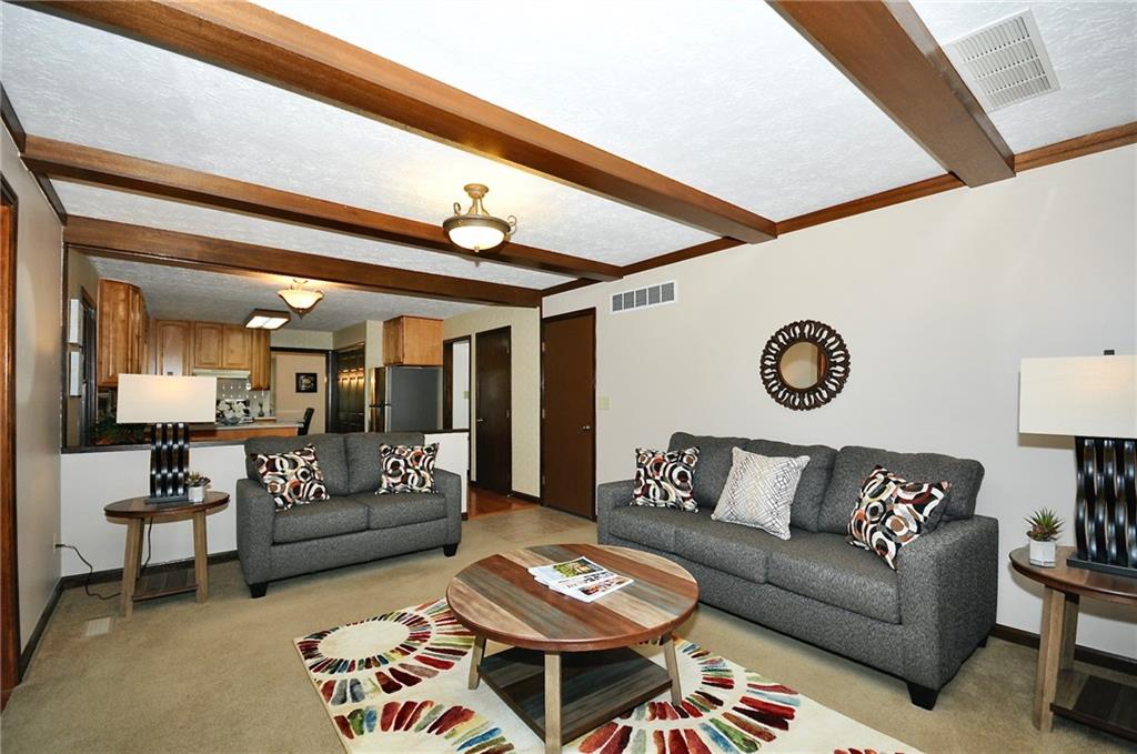 12852 Charing Cross Road Carmel, IN 46033 - Photo 14 of 36 Gallery Image 14