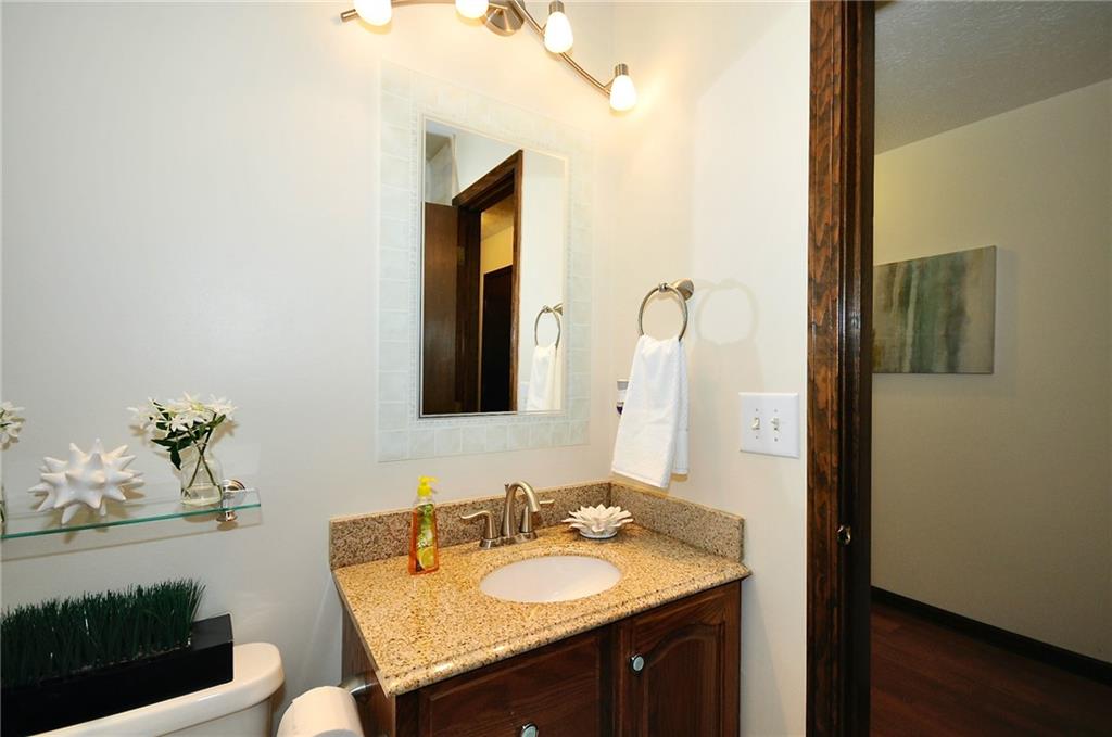 12852 Charing Cross Road Carmel, IN 46033 - Photo 25 of 36 Gallery Image 25