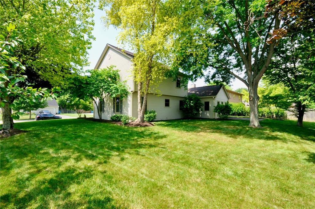12852 Charing Cross Road Carmel, IN 46033 - Photo 35 of 36 Gallery Image 35