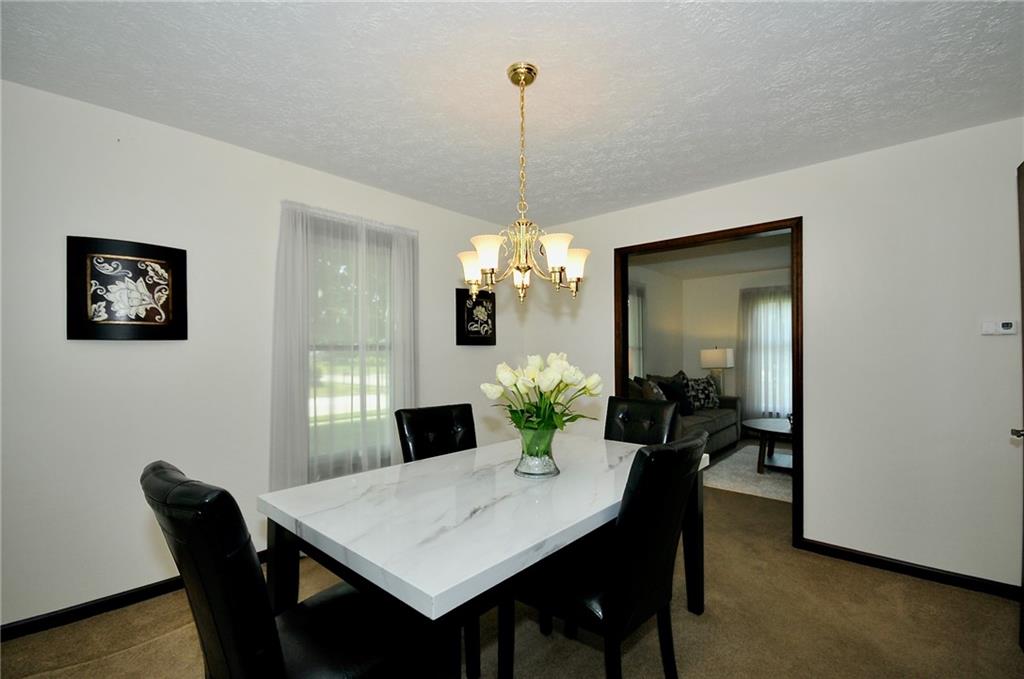 12852 Charing Cross Road Carmel, IN 46033 - Photo 8 of 36 Gallery Image 8