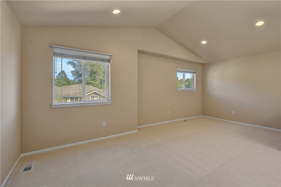 23612 17th Place West Bothell, WA 98021 - Photo 16 of 31