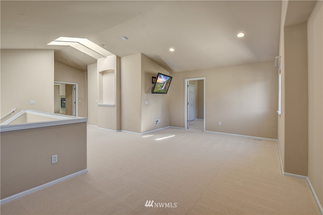 23612 17th Place West Bothell, WA 98021 - Photo 17 of 31