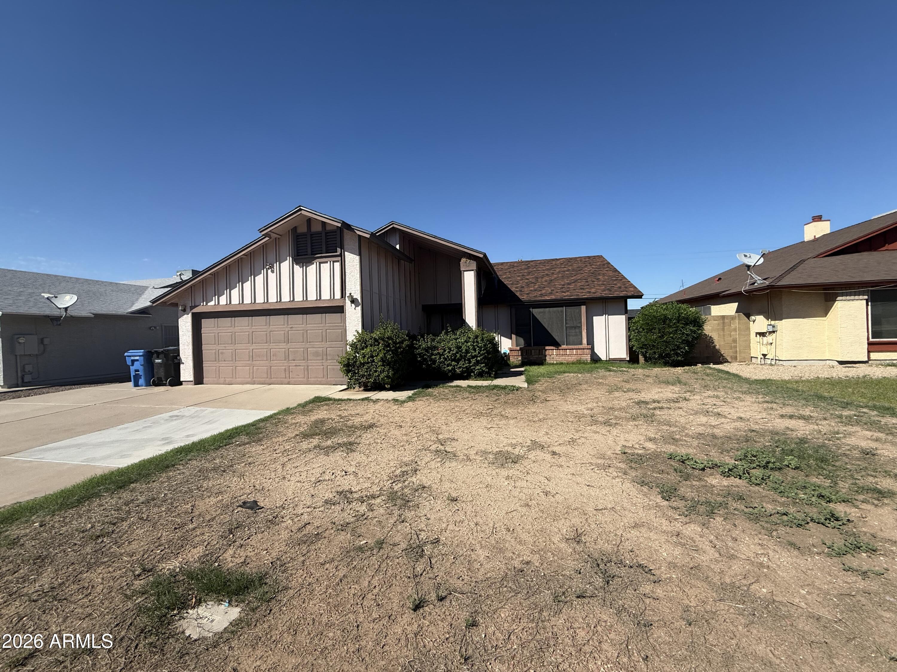 1844 East Alta Vista Road Phoenix, AZ 85042 - Photo 1 of 2 IMG_1365
