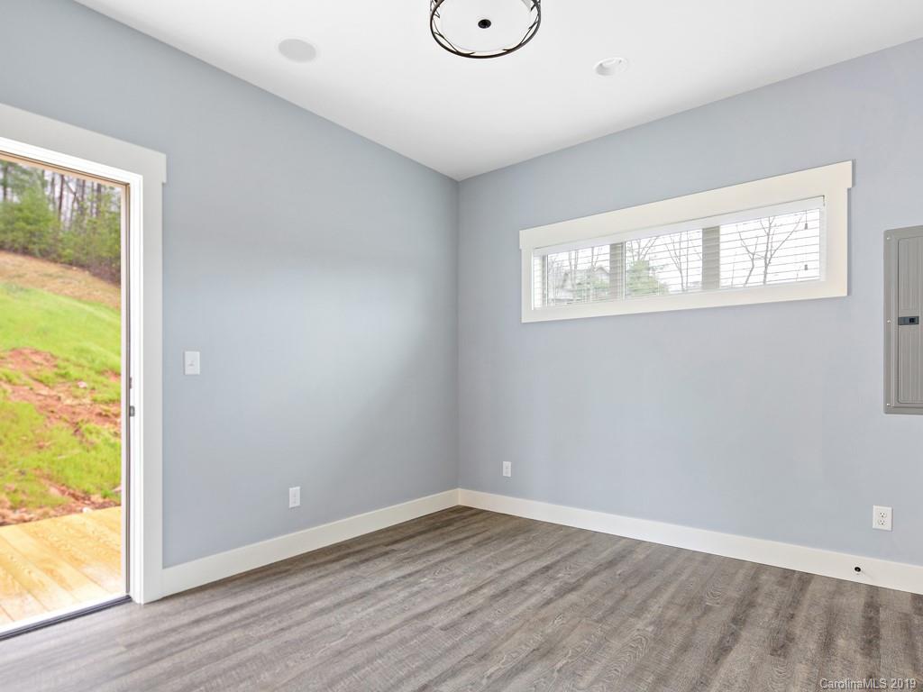 33 West Side Village Road Fairview, NC 28730 - Photo 11 of 18 Gallery Image 11