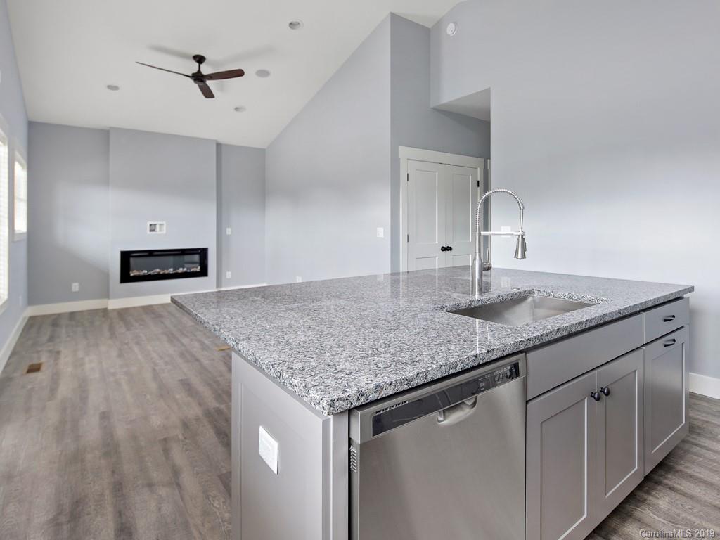 33 West Side Village Road Fairview, NC 28730 - Photo 6 of 18 Gallery Image 6