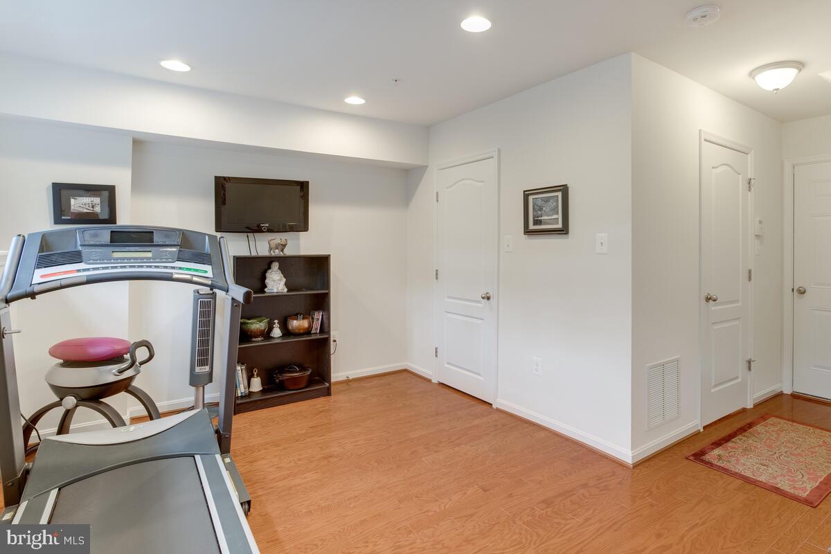 7931 Silver Oak Road Hanover, MD 21076 - Photo 41 of 46 Gallery Image 41