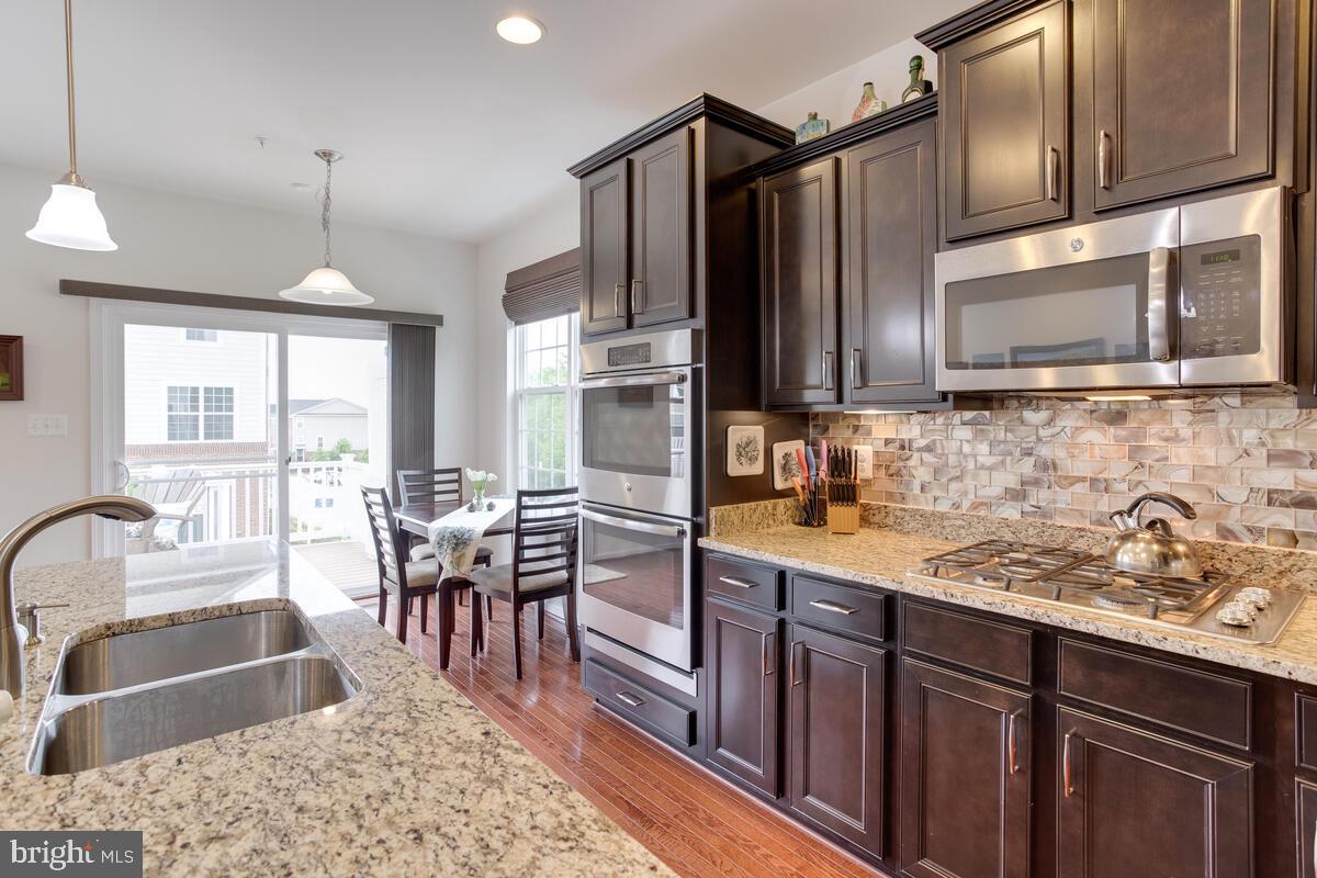 7931 Silver Oak Road Hanover, MD 21076 - Photo 9 of 46 oh La La!