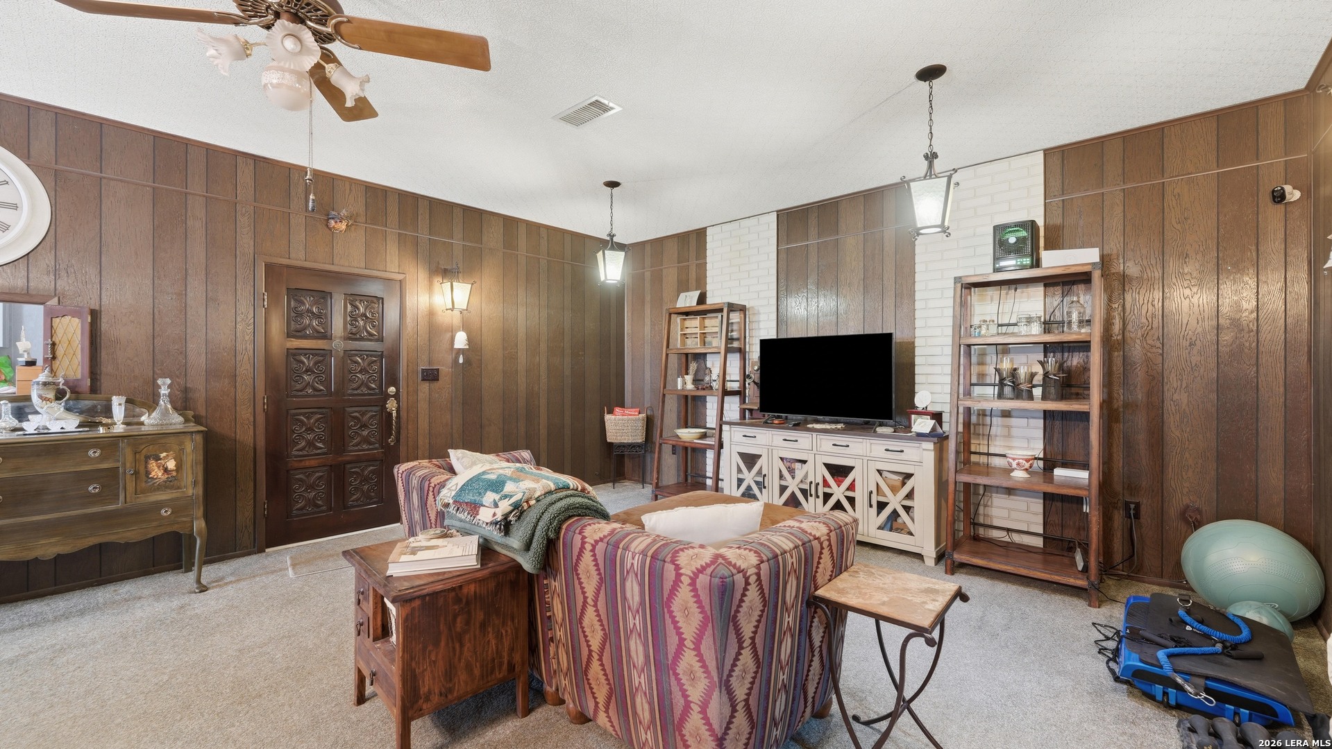 2246 Gruene Road New Braunfels, TX 78130 - Photo 17 of 40 Gallery Image 17