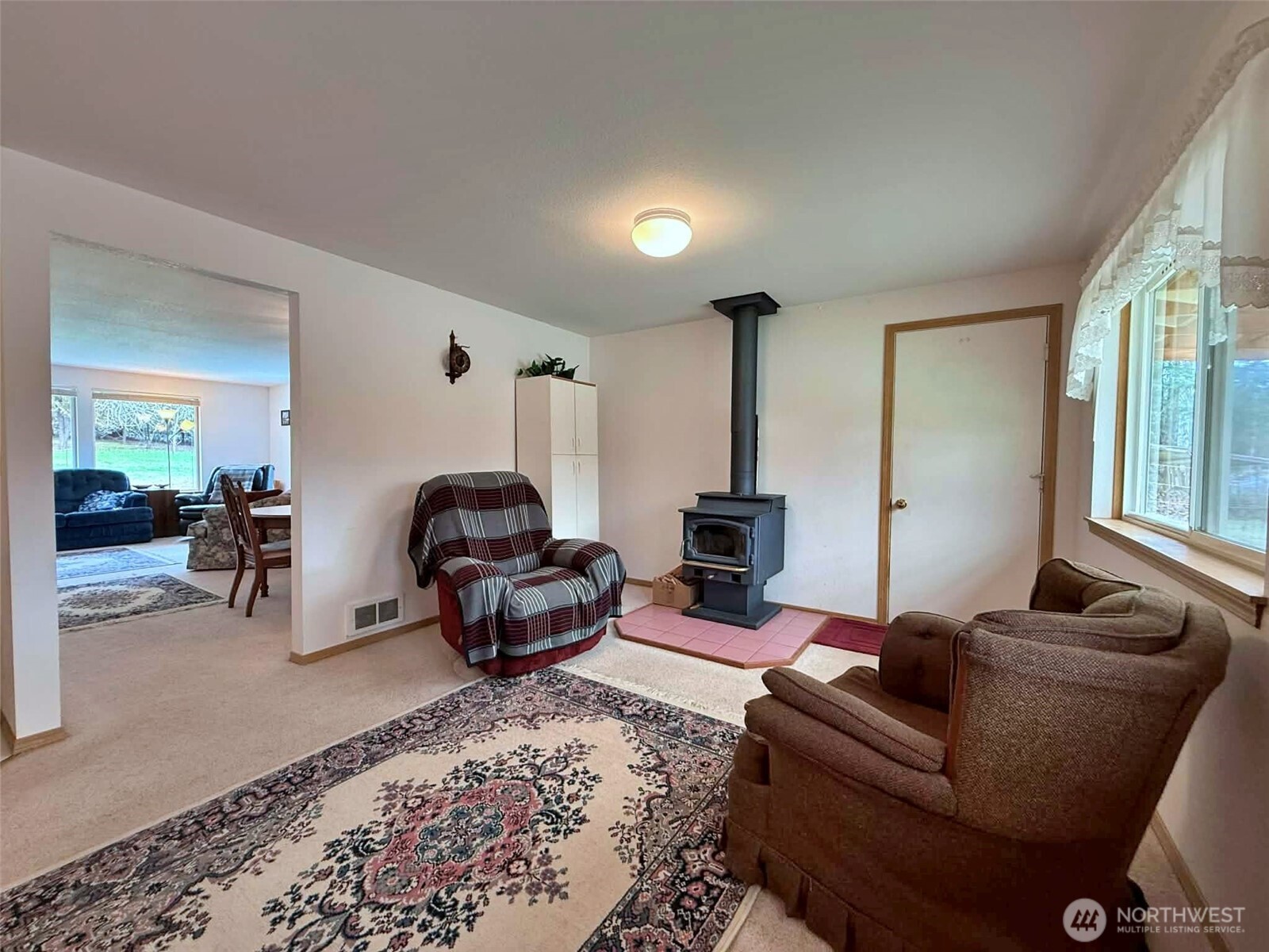 246 Calvin Road Cinebar, WA 98533 - Photo 6 of 31