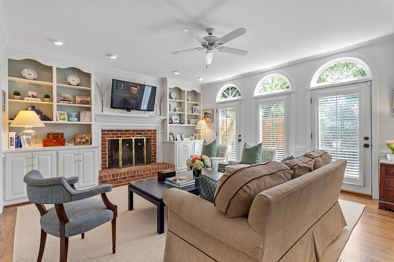 1340 Brooks Avenue Raleigh, NC 27608 - Photo 11 of 34 Photo 11