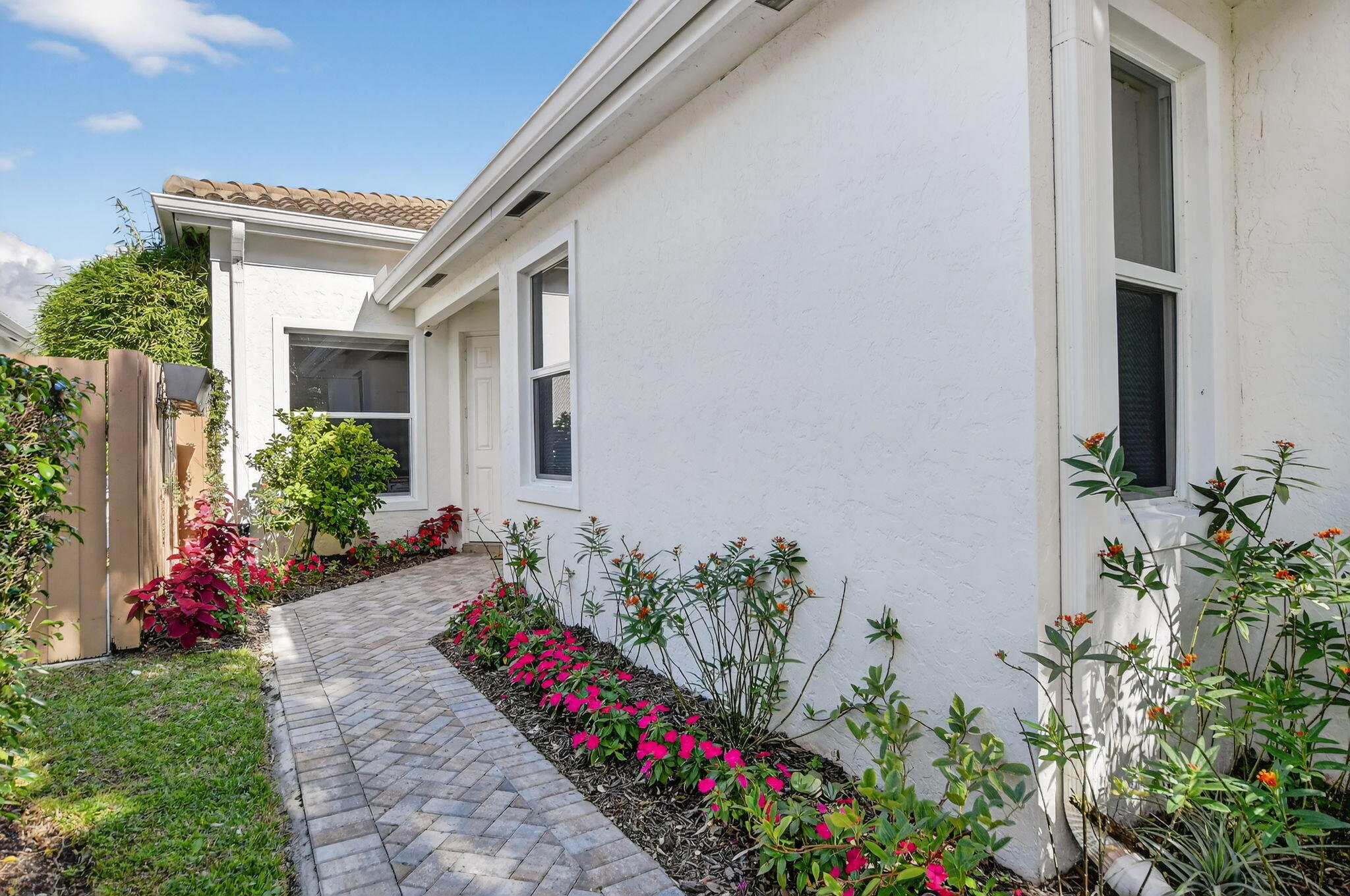 2331 Northwest 66th Drive Boca Raton, FL 33496 - Photo 6 of 71 21-web-or-mls-DSC_8720