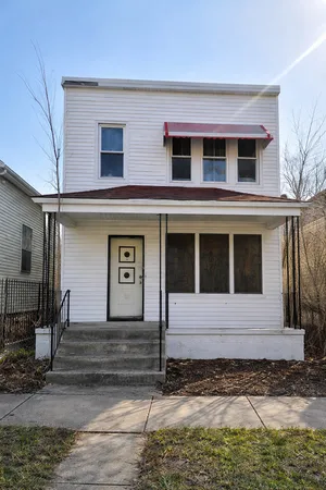 $60,000 | 11705 South Lafayette Avenue, Chicago, IL 60628