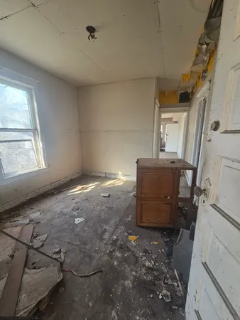 $60,000 | 11705 South Lafayette Avenue, Chicago, IL 60628