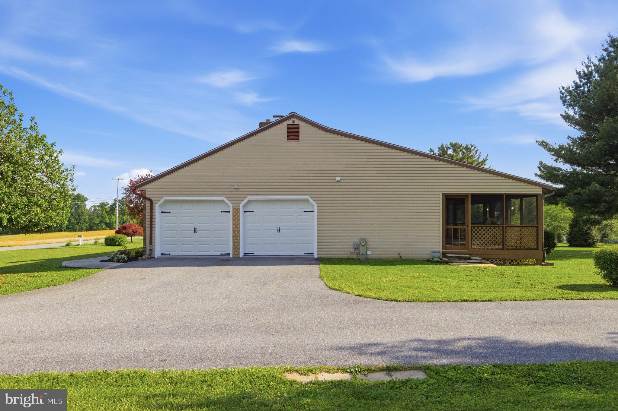 18310 Upper Beckleysville Road Hampstead, MD 21074 - Photo 44 of 67 Charming home with inviting curb appeal.
