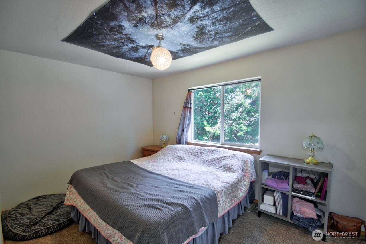 18549 Roseburg Street Southwest Rochester, WA 98579 - Photo 23 of 36 Gallery Image 23
