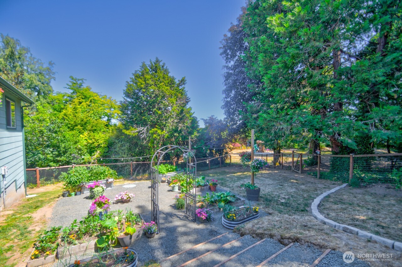 18549 Roseburg Street Southwest Rochester, WA 98579 - Photo 28 of 36 Gallery Image 28